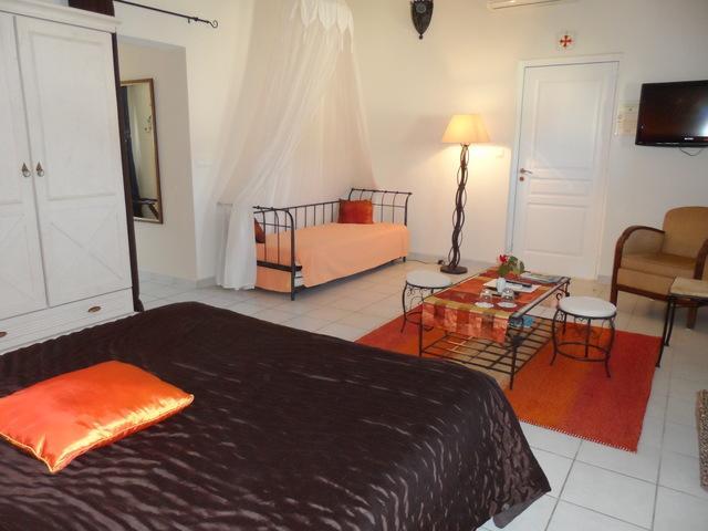 Chambres D'Hotes La Colombiere Colombiers  Luaran gambar